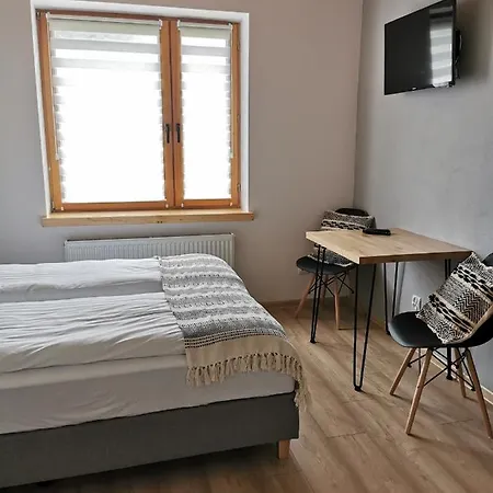 Apartment River House *